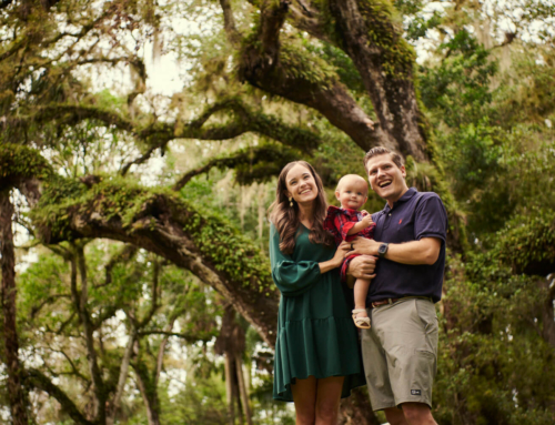 Family Photoshoot at Riverbend Park | Laura’s Family