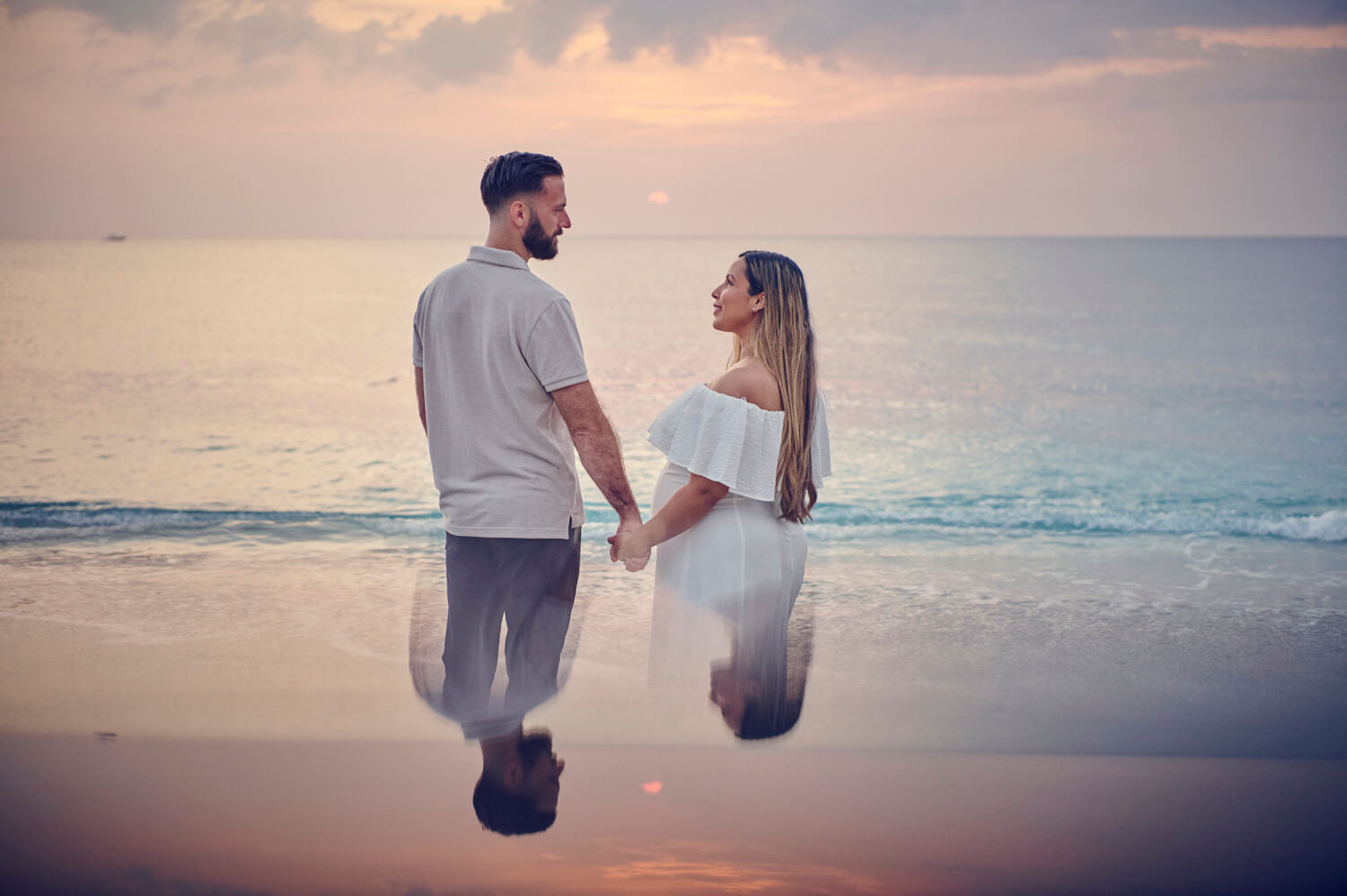 Maternity Photoshoot at Juno Beach Pier